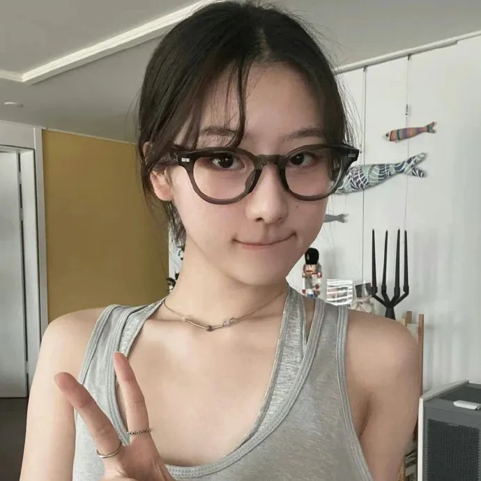 红色